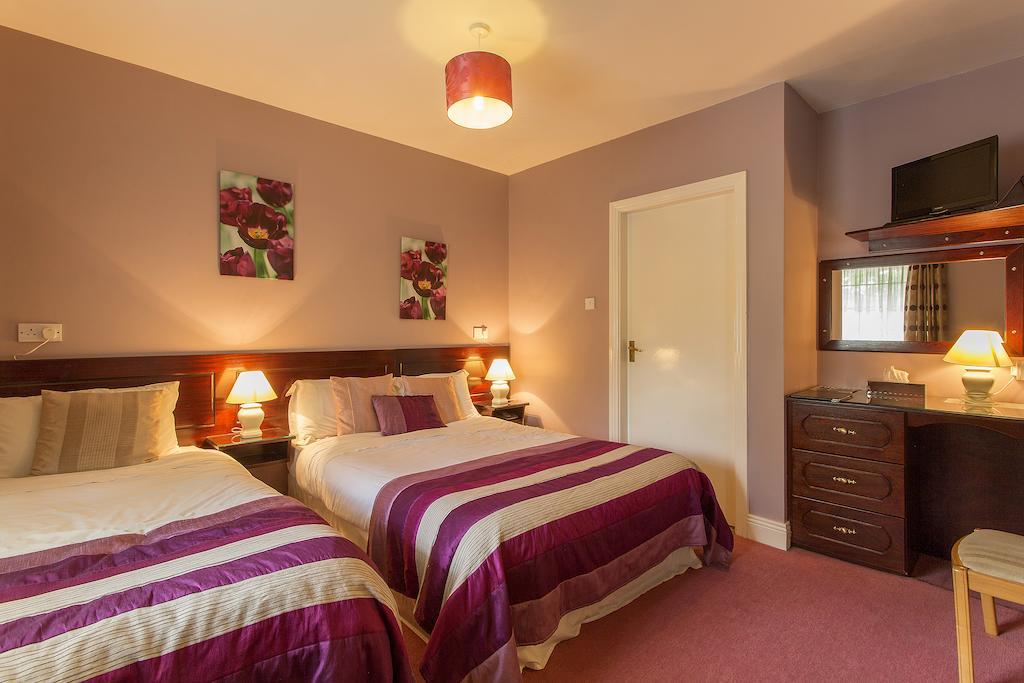 The Laurels B&B Kilkenny Room photo