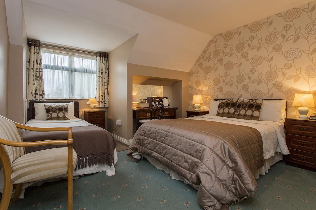 The Laurels B&B Kilkenny Room photo